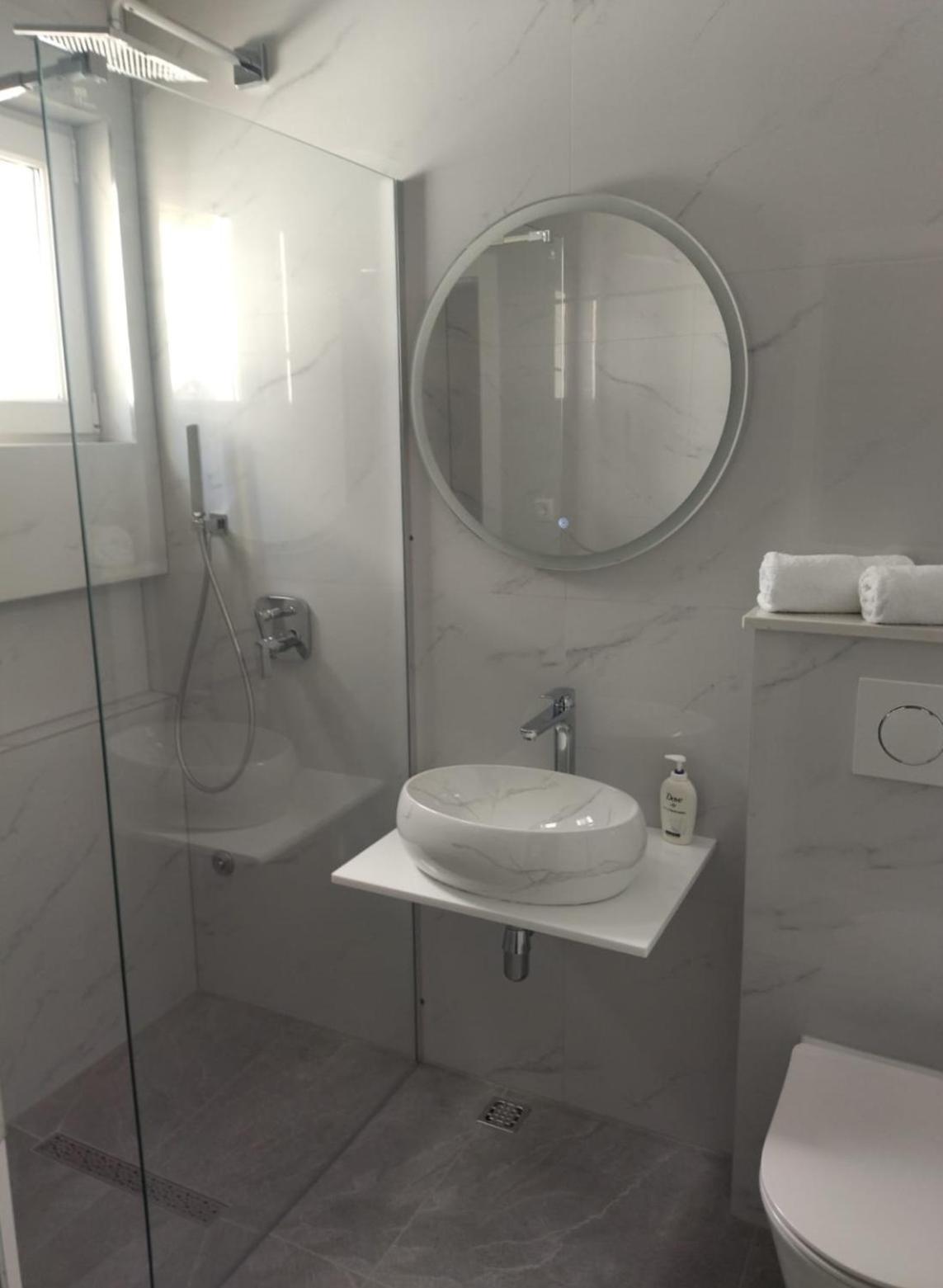 Apartmani Makarska Eksteriør billede